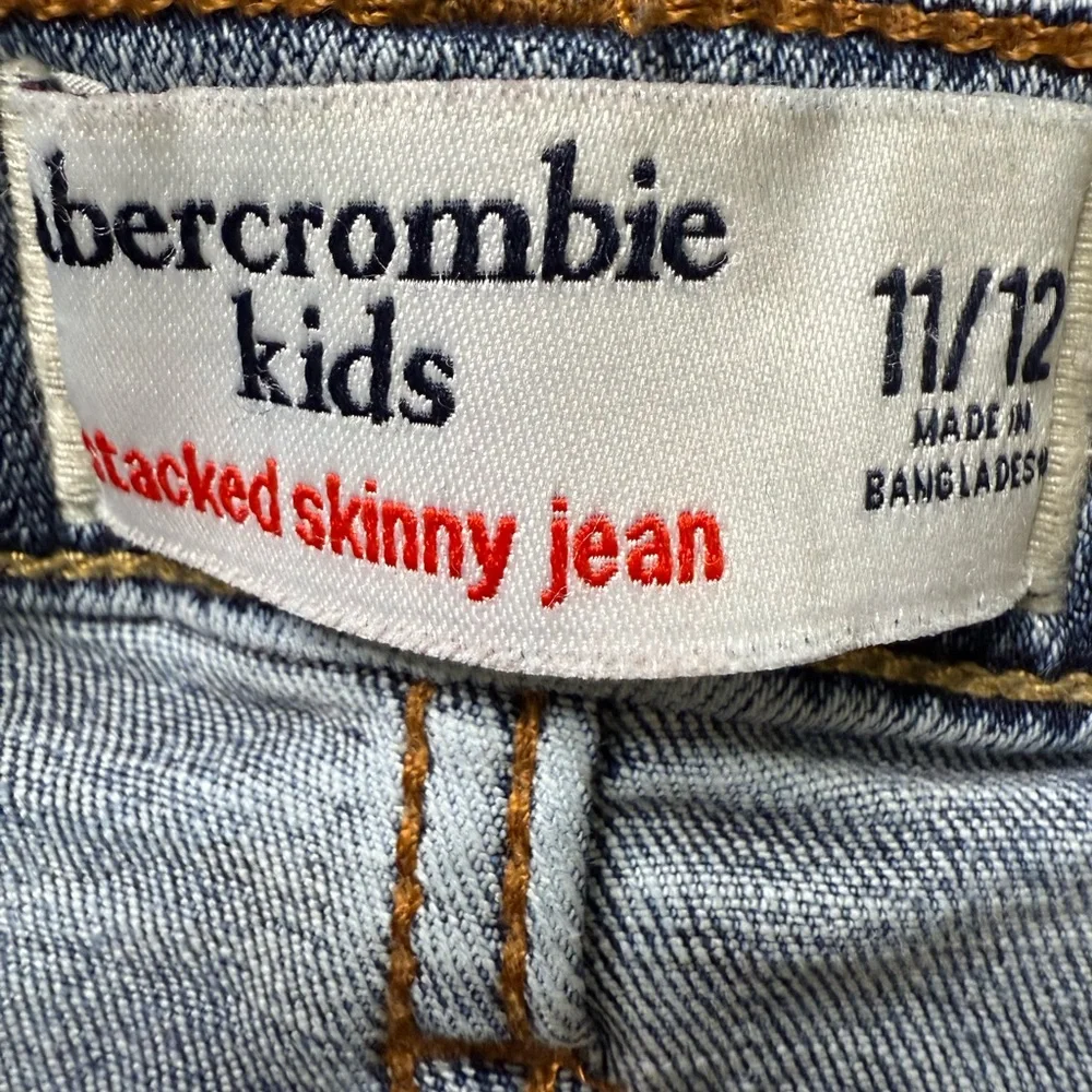 Abercrombie Kids Light Blue Distressed Skinny Jeans